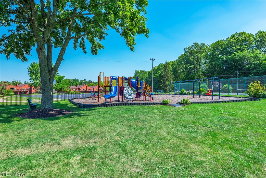 32665 Willow Brook Lane North Ridgeville OH 44039