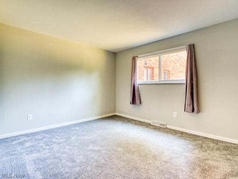 24665 Clareshire Drive North Olmsted OH 44070