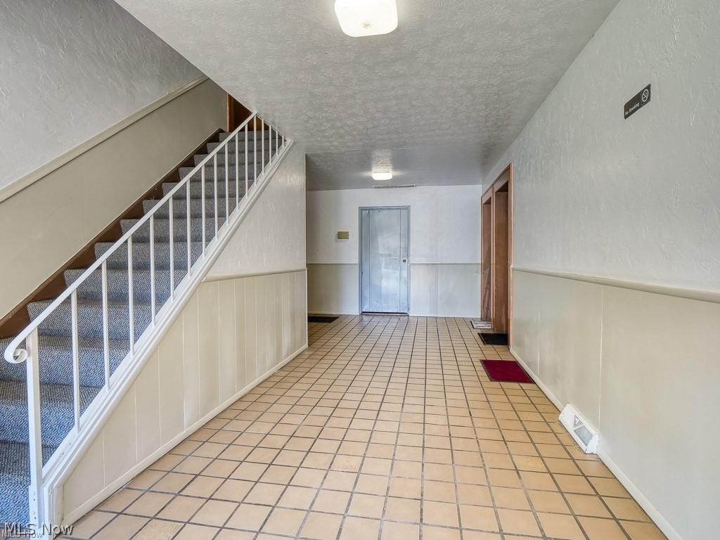 24665 Clareshire Drive North Olmsted OH 44070