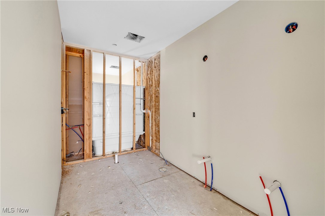 256 Earley Lane Westlake OH 44145