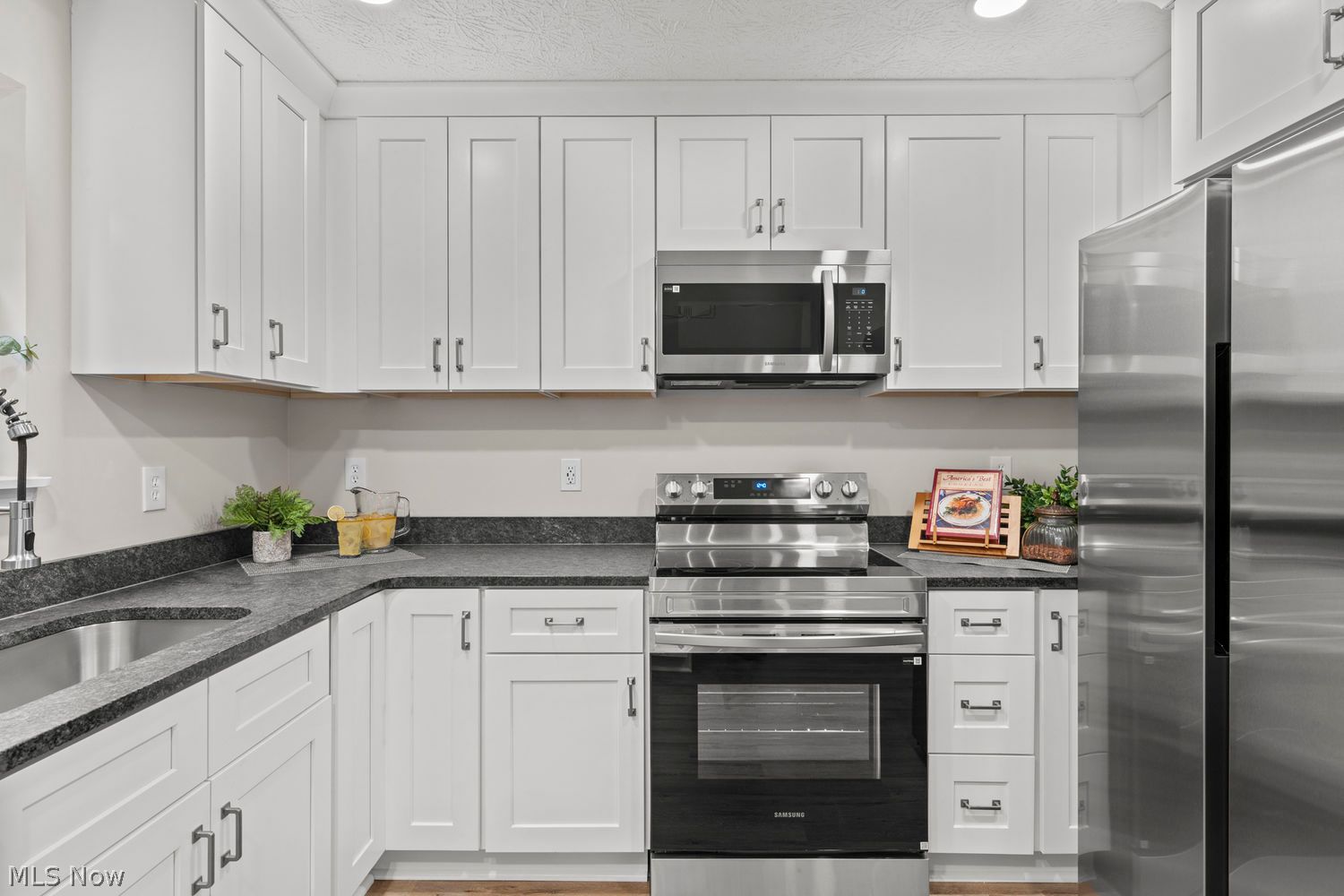 561 Hilltop Terrace Drive Tallmadge OH 44278