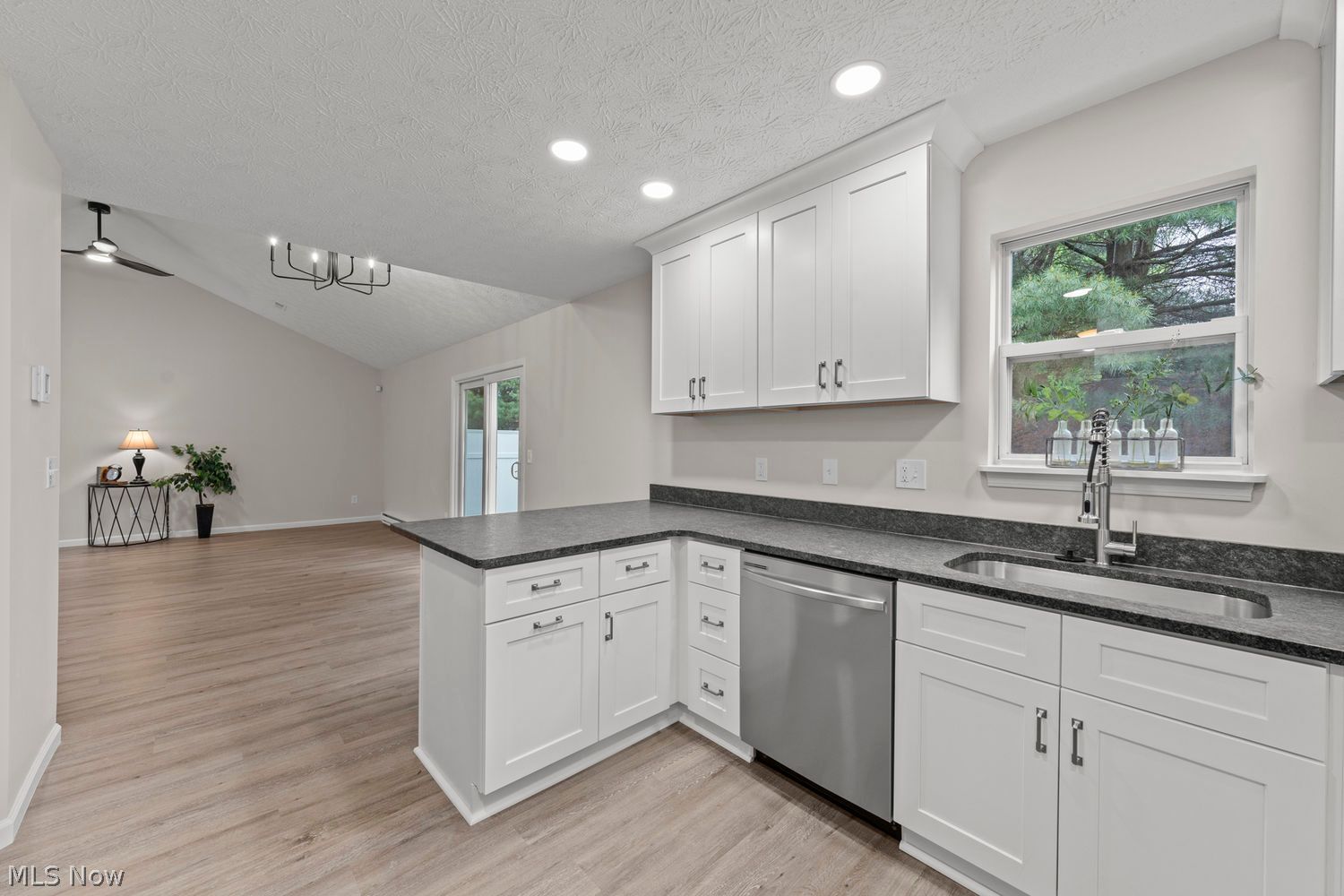 561 Hilltop Terrace Drive Tallmadge OH 44278