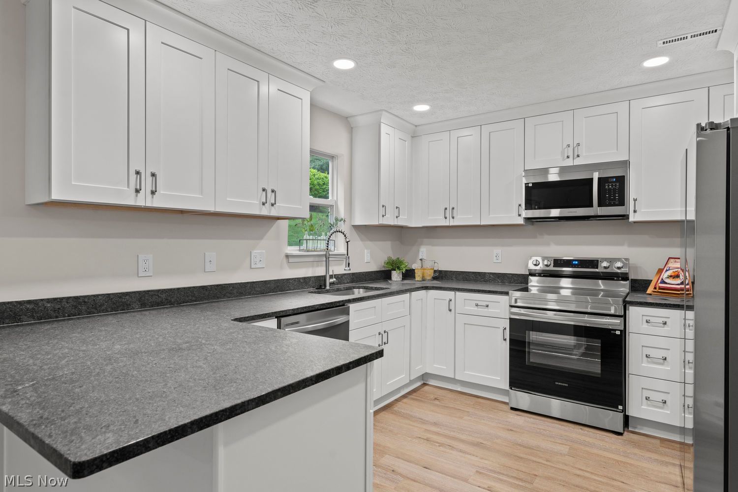 561 Hilltop Terrace Drive Tallmadge OH 44278
