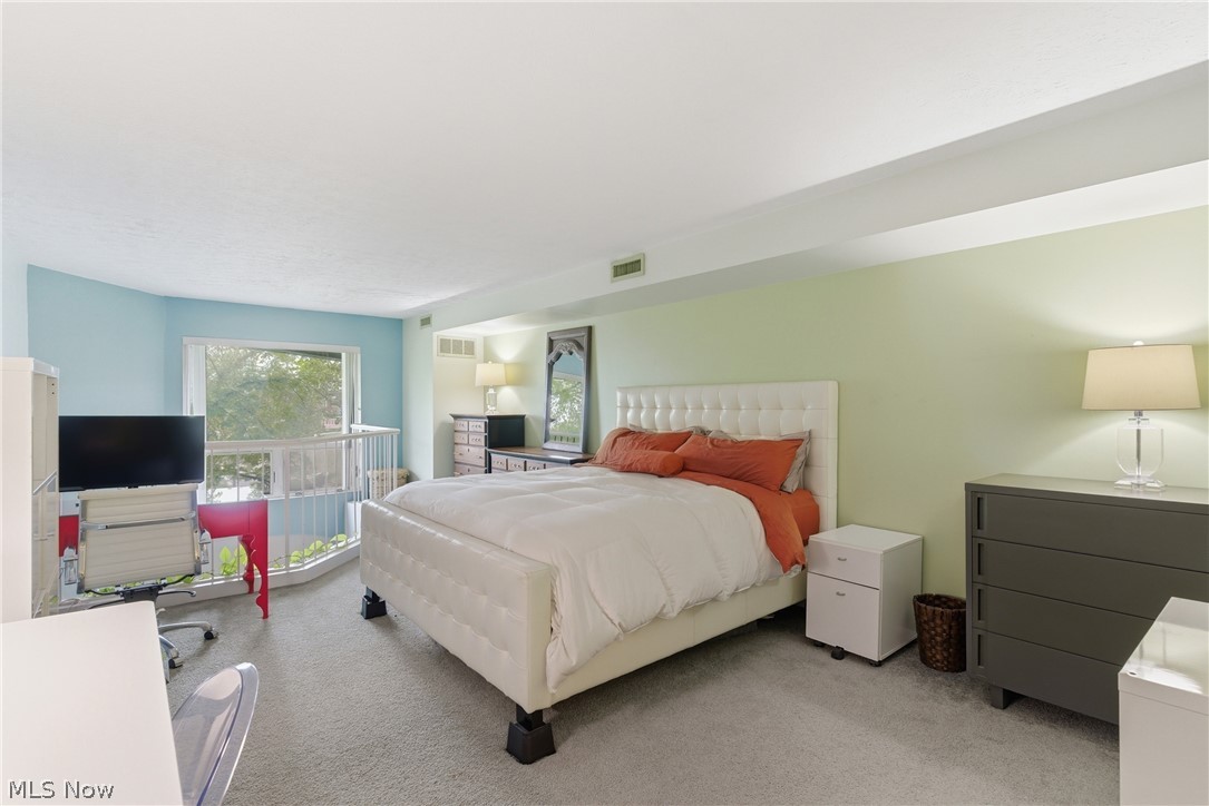 1900 Grove Court Cleveland OH 44113