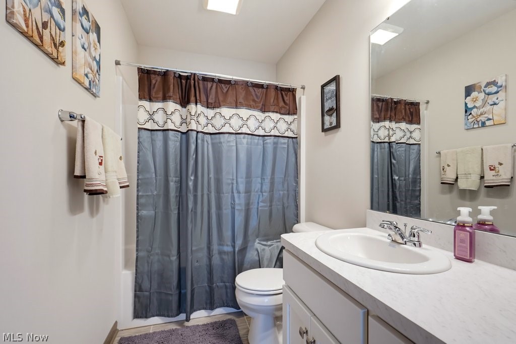 1733 Blackberry Lane Orrville OH 44667