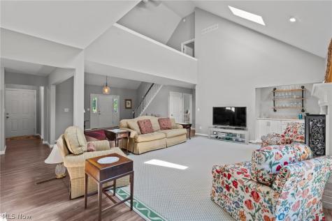 2080 Fairway Circle Hudson OH 44236