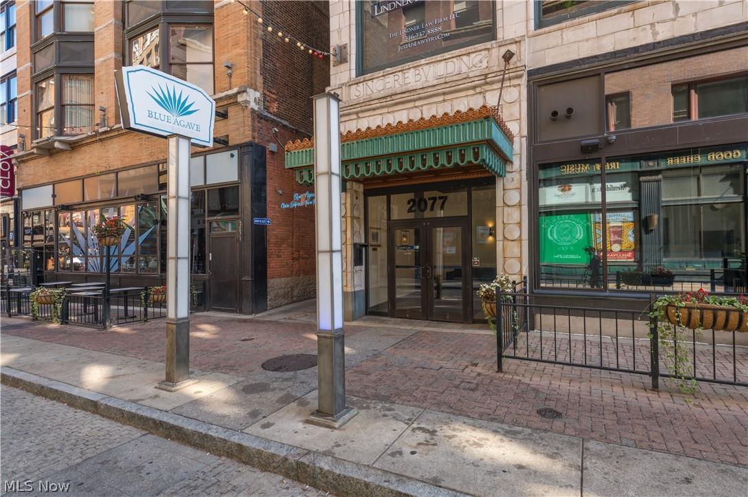 2077 E 4th Street Cleveland OH 44115
