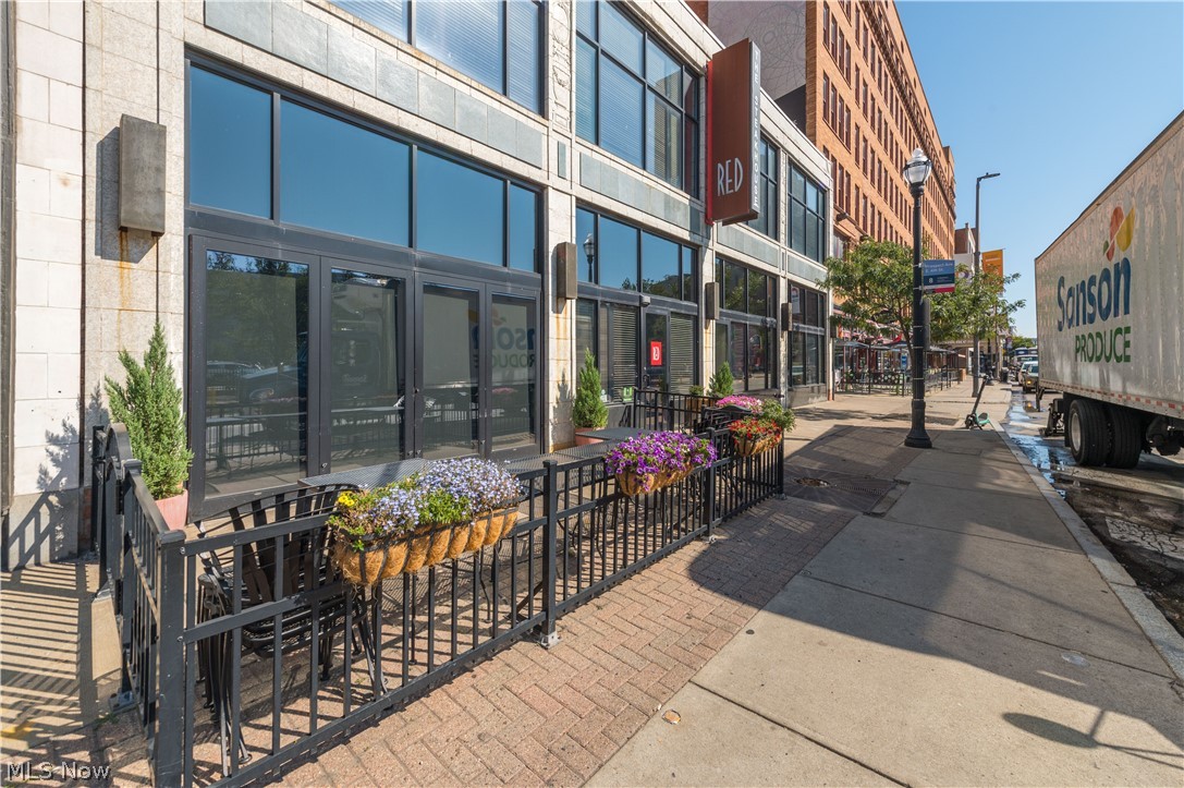 2077 E 4th Street Cleveland OH 44115