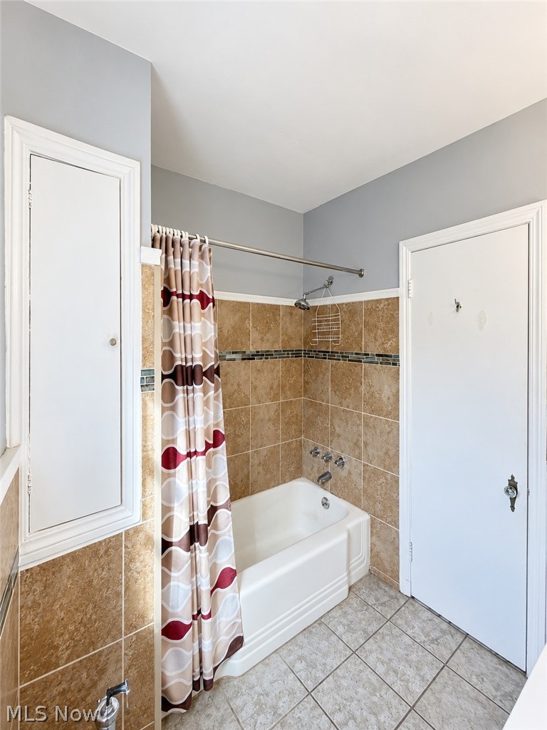 15820 Van Aken Boulevard Shaker Heights OH 44120