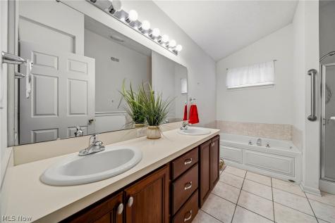 2600 Redtail Court Twinsburg OH 44087