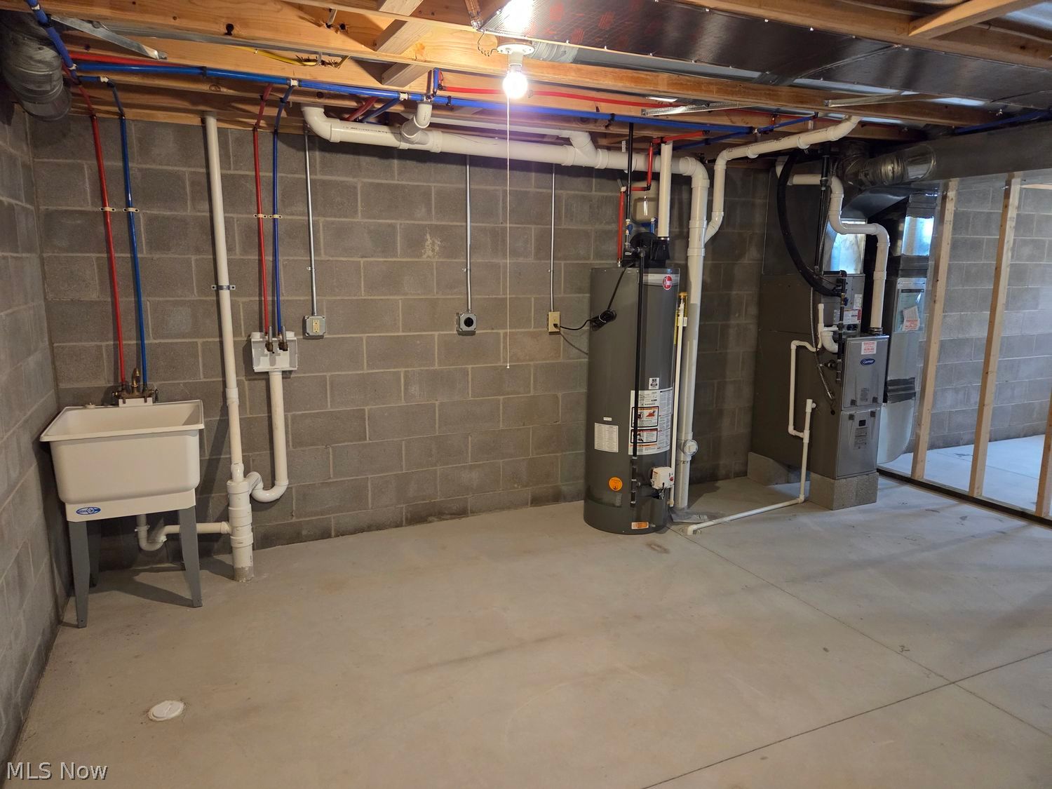 3768 Freedom Place Lorain OH 44053
