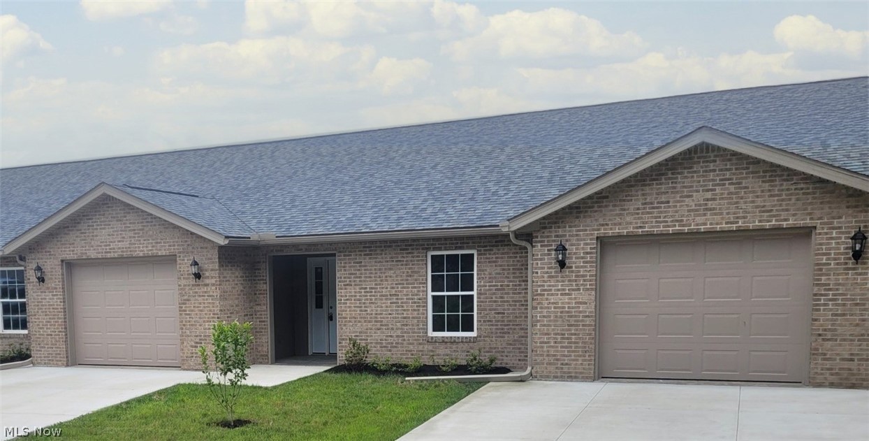 203 Knollton Drive Millersburg OH 44654