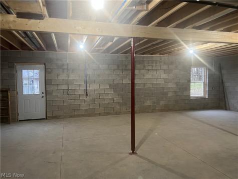 203 Knollton Drive Millersburg OH 44654