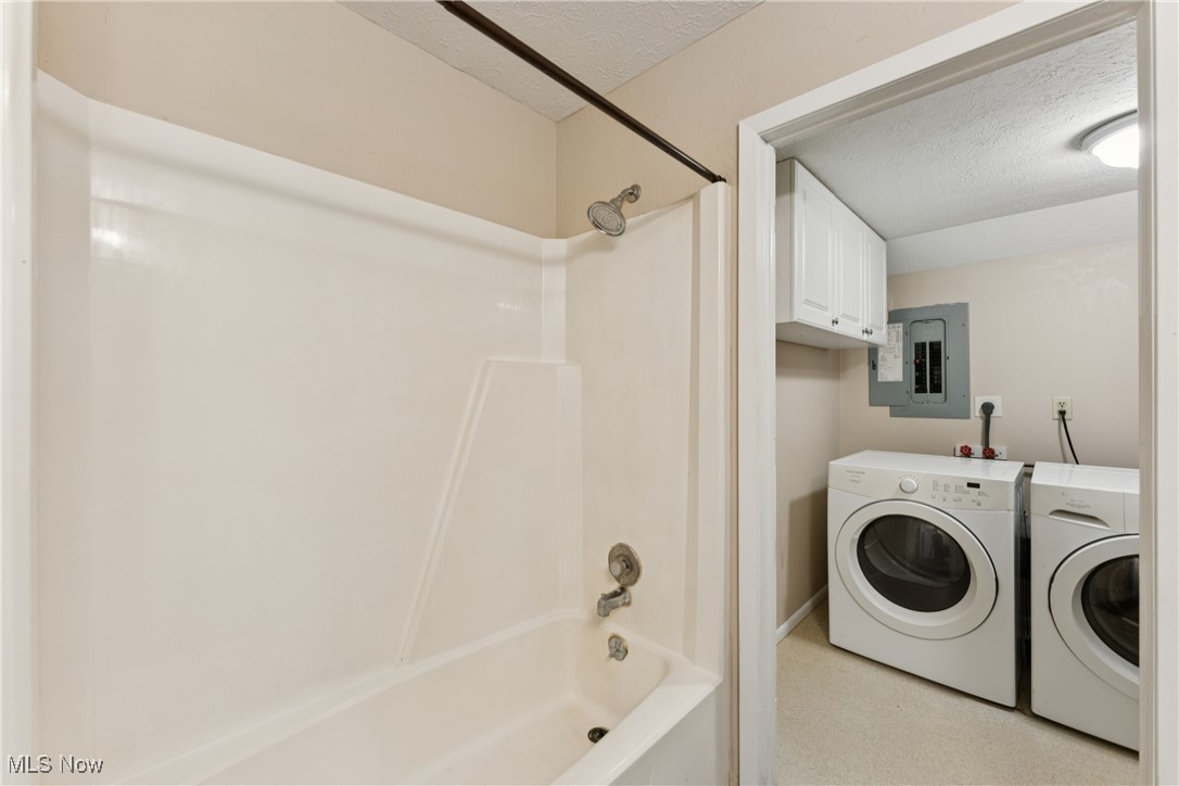 30 Landings Way Avon Lake OH 44012