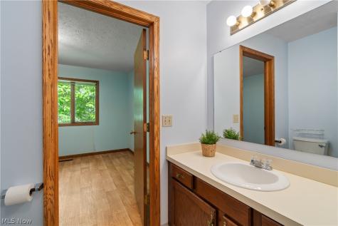 1033 Washington Street Wooster OH 44691