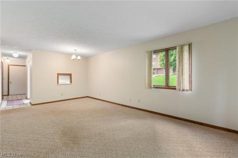1033 Washington Street Wooster OH 44691