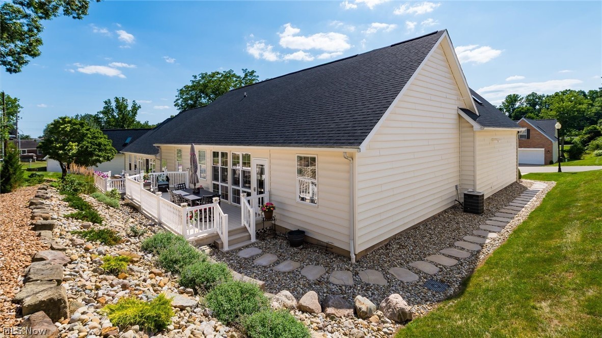 2958 Eagle Crest Drive Zanesville OH 43701