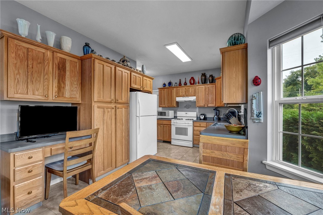 1909 Craig Drive Lake Milton OH 44429