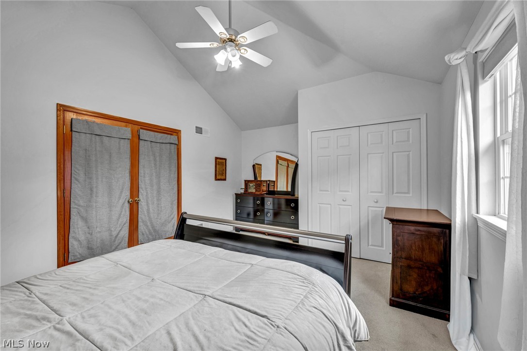 1909 Craig Drive Lake Milton OH 44429