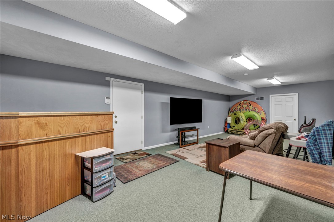 1909 Craig Drive Lake Milton OH 44429