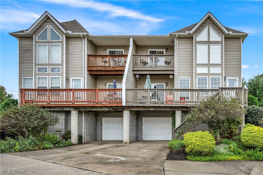 1909 Craig Drive Lake Milton OH 44429