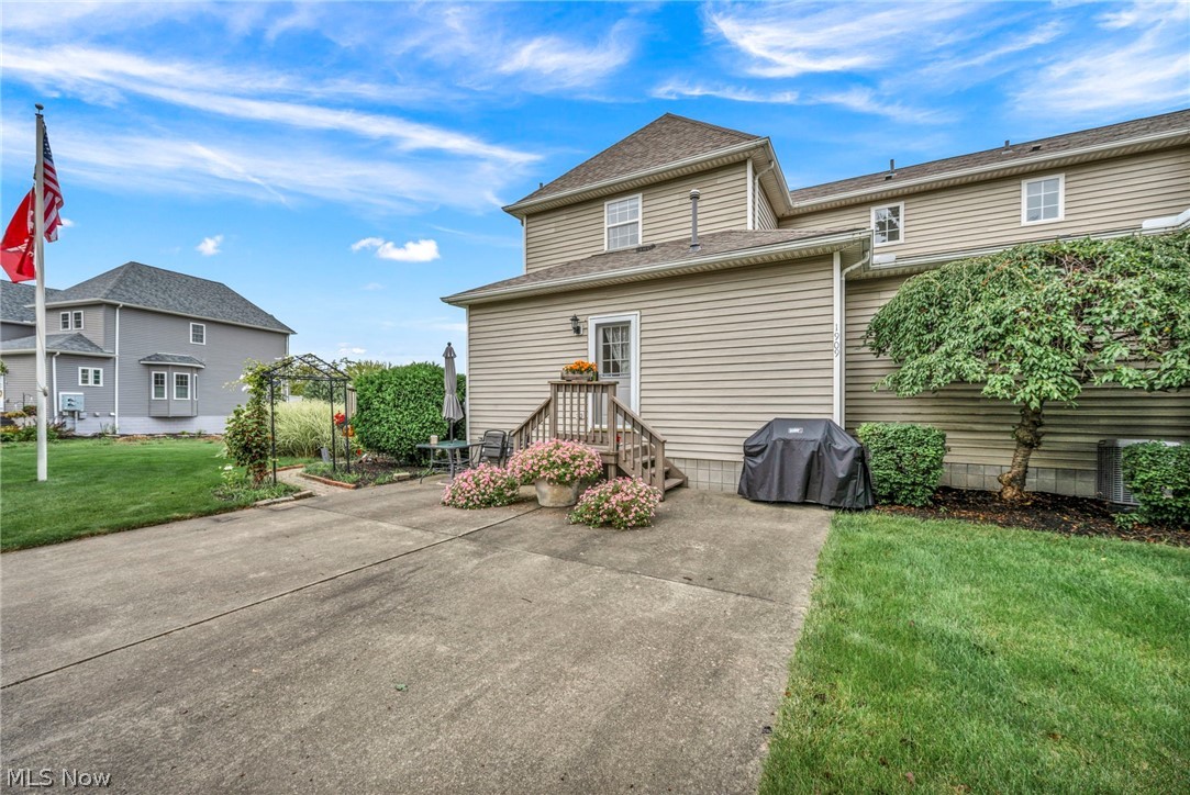 1909 Craig Drive Lake Milton OH 44429