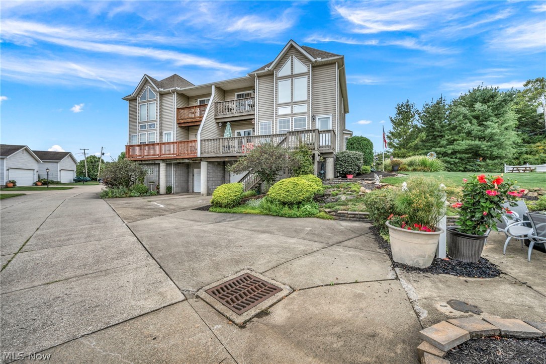1909 Craig Drive Lake Milton OH 44429