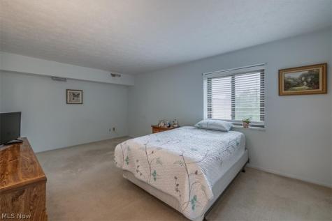 9801 Sunrise Boulevard North Royalton OH 44133