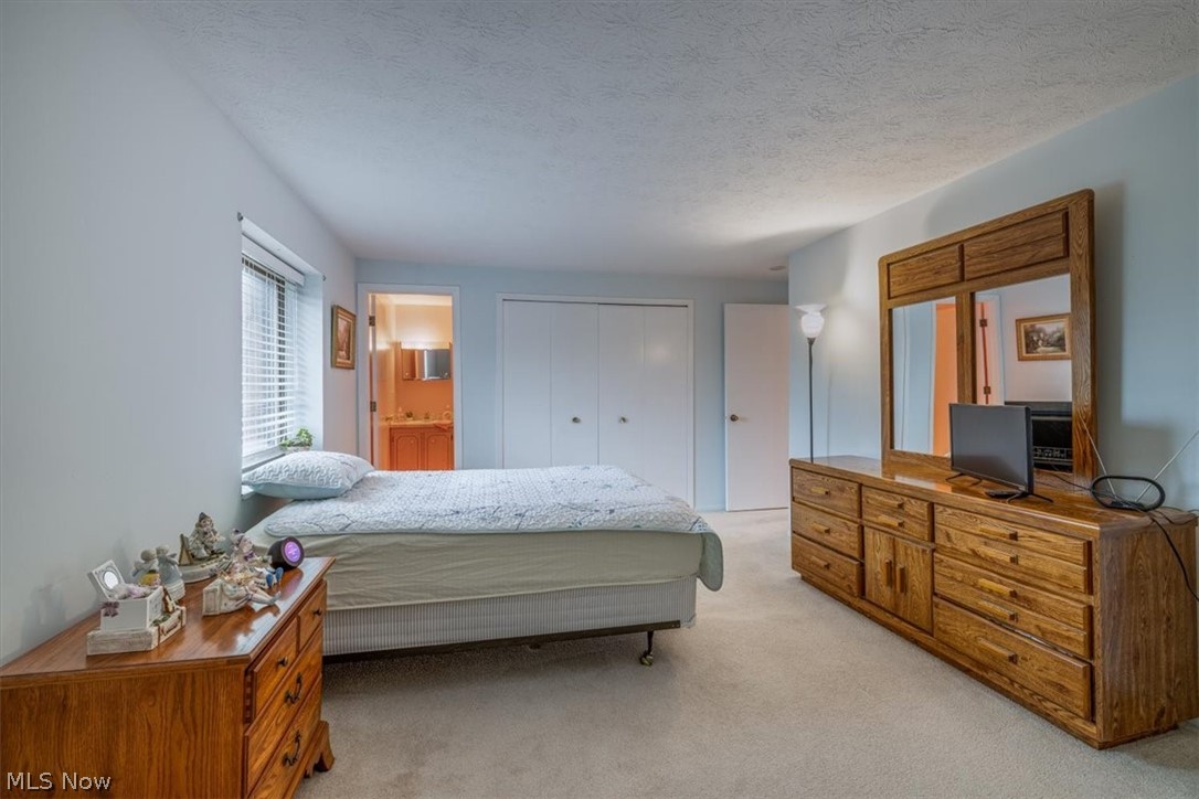 9801 Sunrise Boulevard North Royalton OH 44133