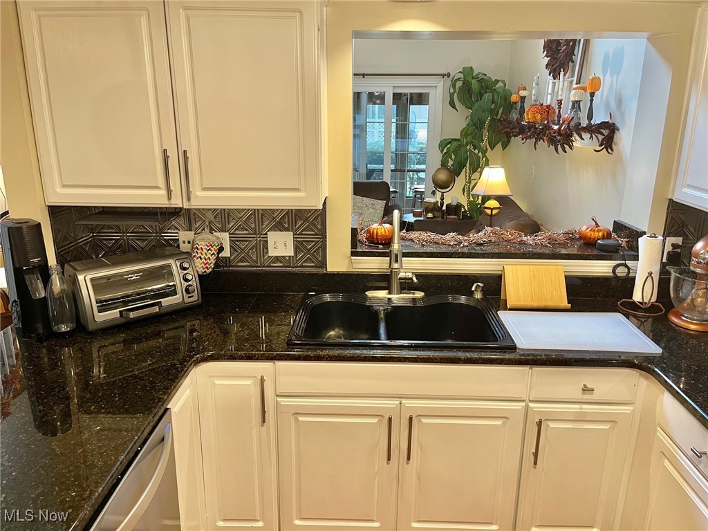 3100 Macintosh Drive Westlake OH 44145