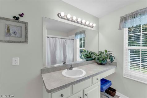 7583 Willow Woods Drive North Olmsted OH 44070