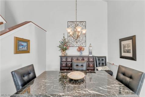 7583 Willow Woods Drive North Olmsted OH 44070