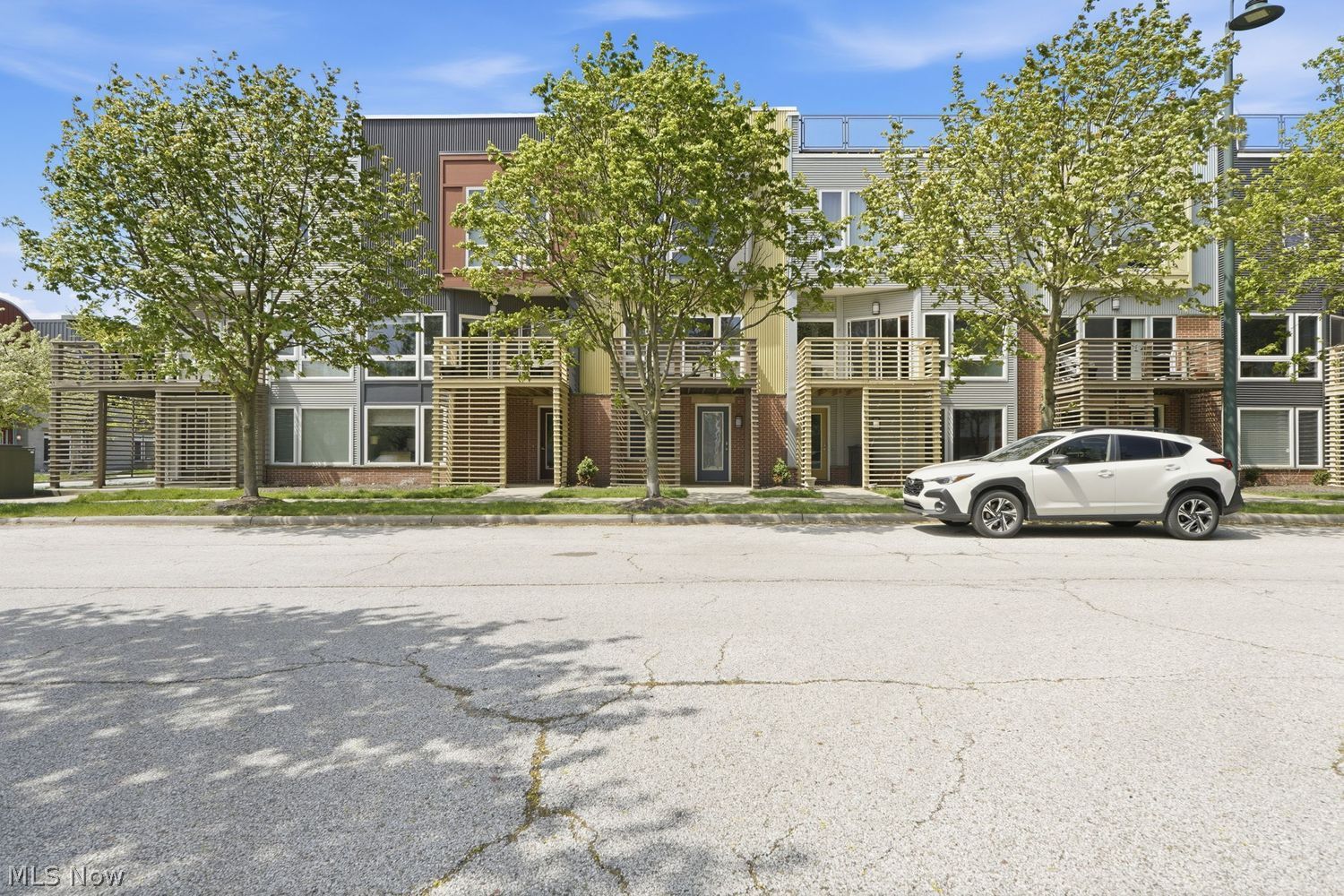 1268 W 74th Street Cleveland OH 44102