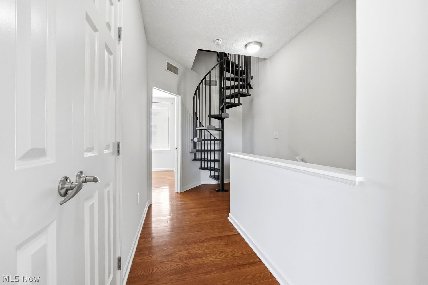 1268 W 74th Street Cleveland OH 44102