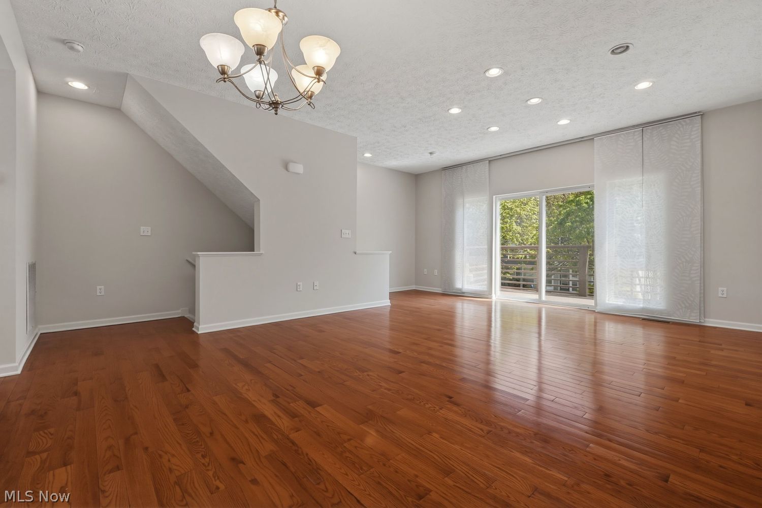1268 W 74th Street Cleveland OH 44102