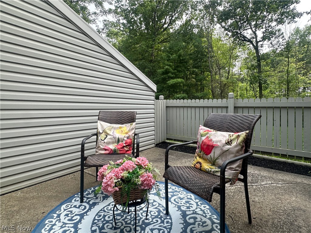 34 Woodland Chase Boulevard Niles OH 44446