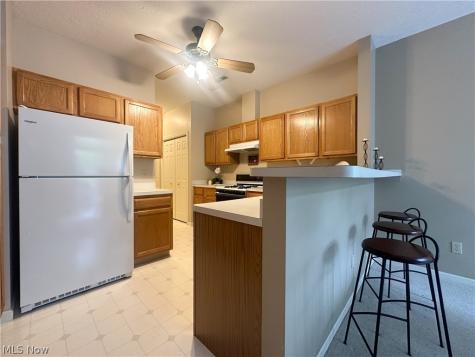 34 Woodland Chase Boulevard Niles OH 44446