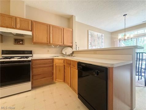34 Woodland Chase Boulevard Niles OH 44446