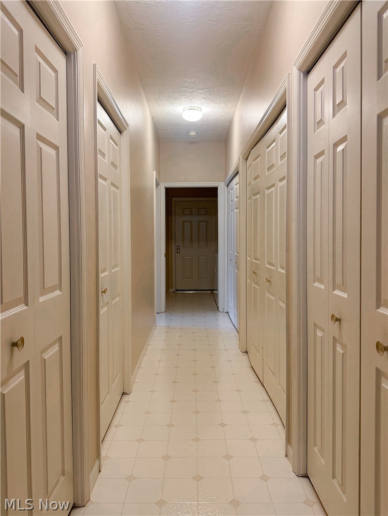34 Woodland Chase Boulevard Niles OH 44446