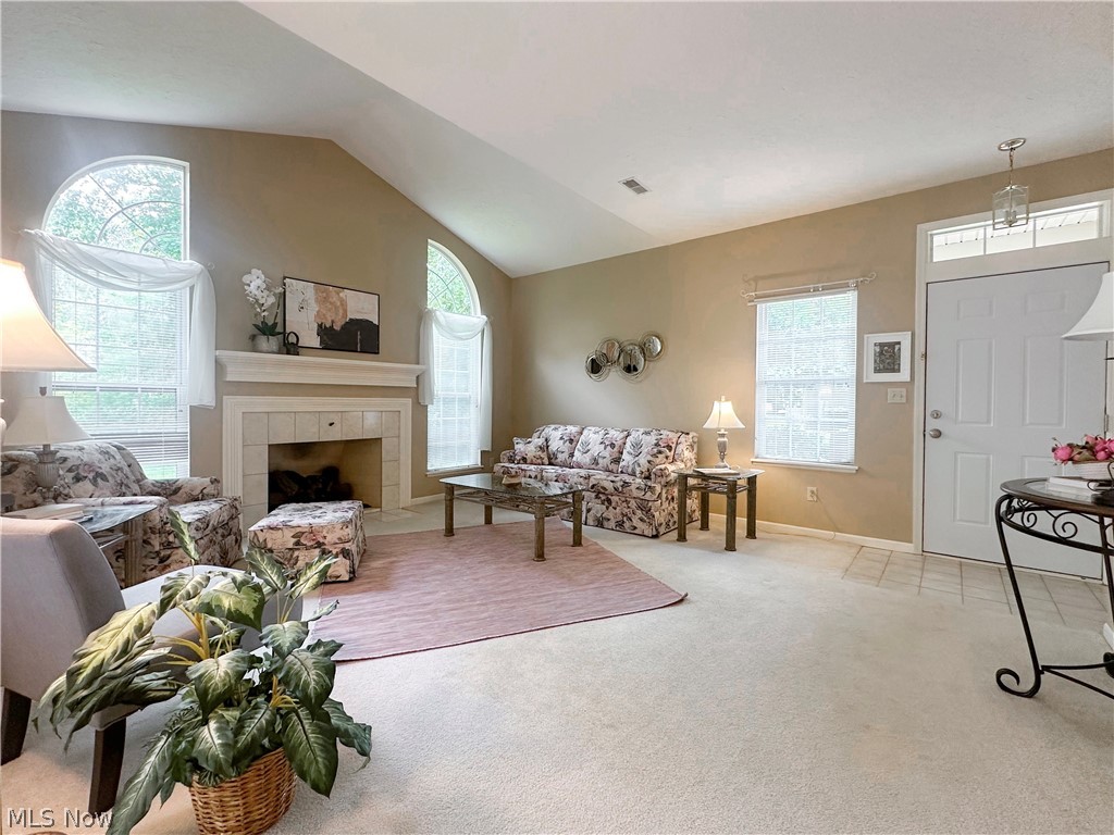 34 Woodland Chase Boulevard Niles OH 44446