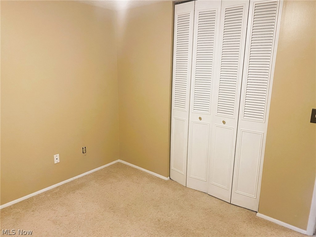 1744 Oak Trail Street NE Massillon OH 44646