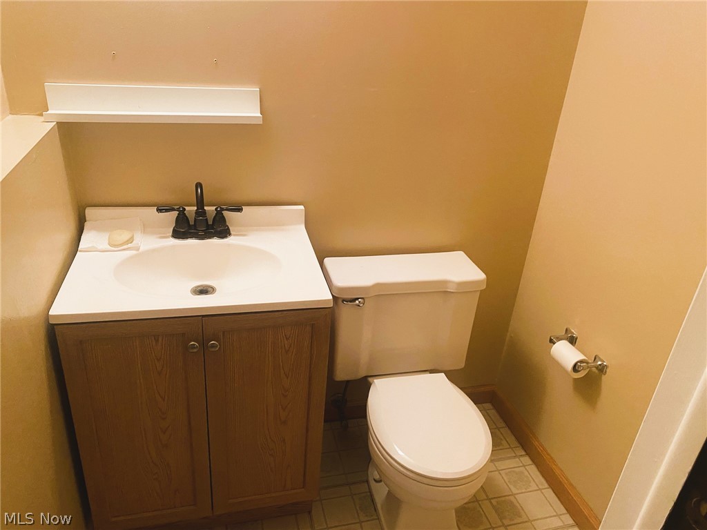 1744 Oak Trail Street NE Massillon OH 44646