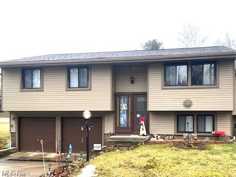 1744 Oak Trail Street NE Massillon OH 44646