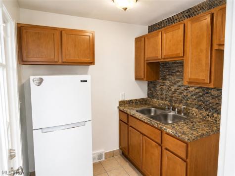 451 Clearview Drive Euclid OH 44123
