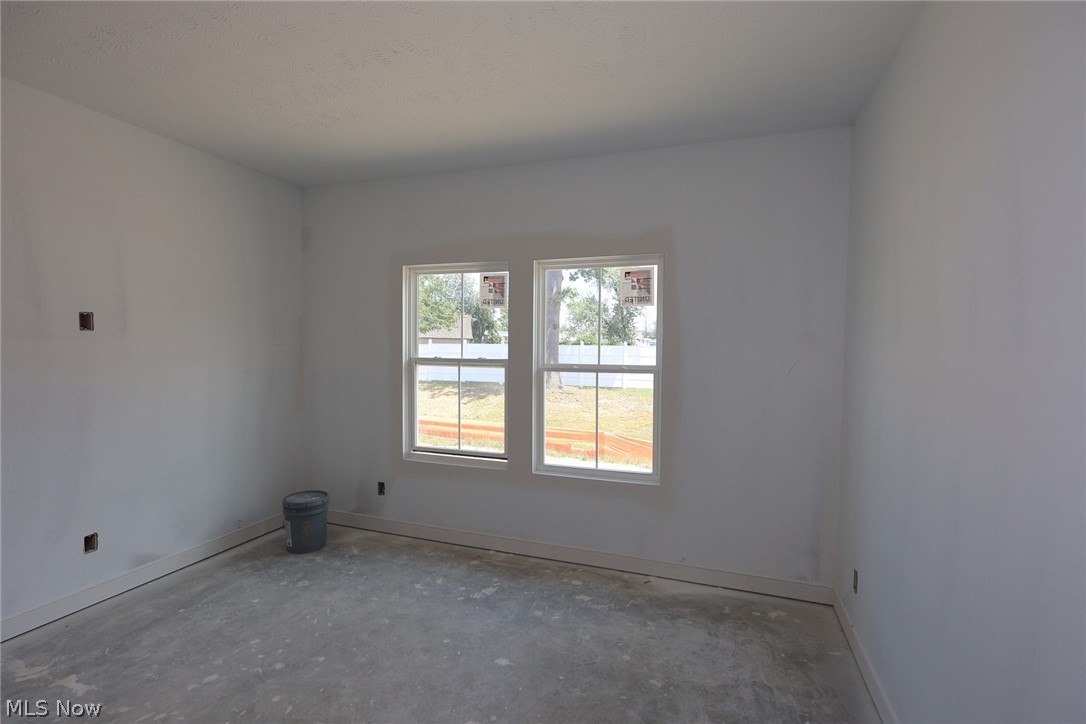 5091 Shepherds Glen Willoughby OH 44094