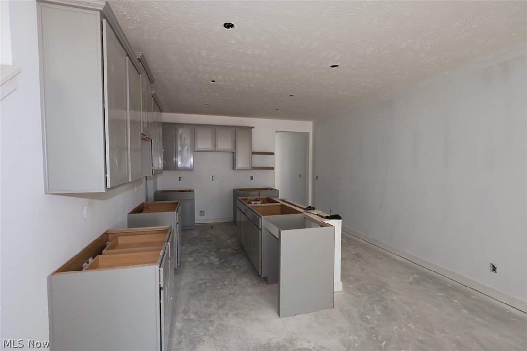 5091 Shepherds Glen Willoughby OH 44094