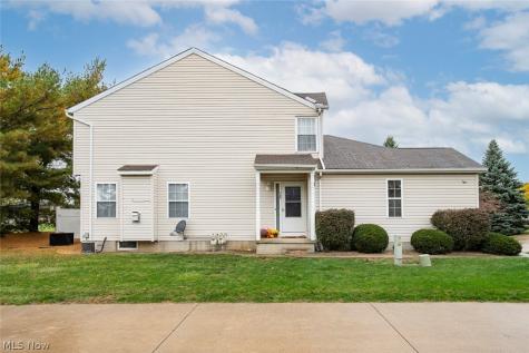 100 Meander Lane Elyria OH 44035