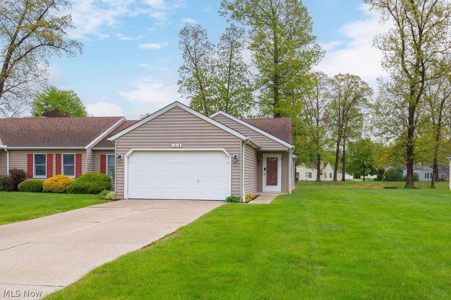 1819 Sandalwood Drive Avon OH 44011
