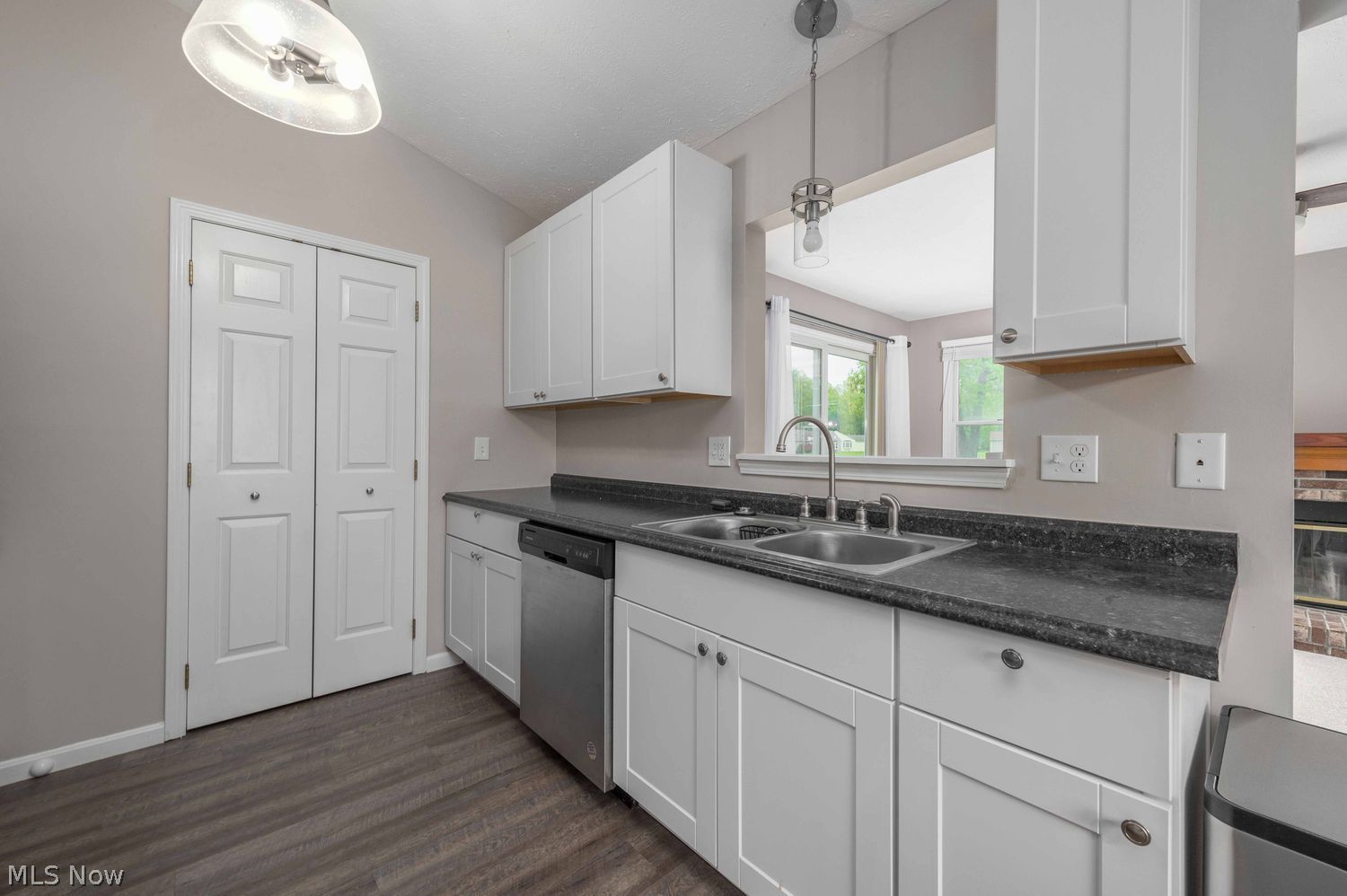 1819 Sandalwood Drive Avon OH 44011