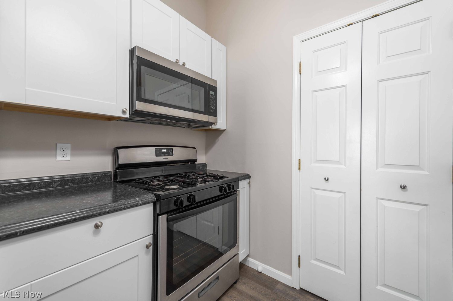 1819 Sandalwood Drive Avon OH 44011